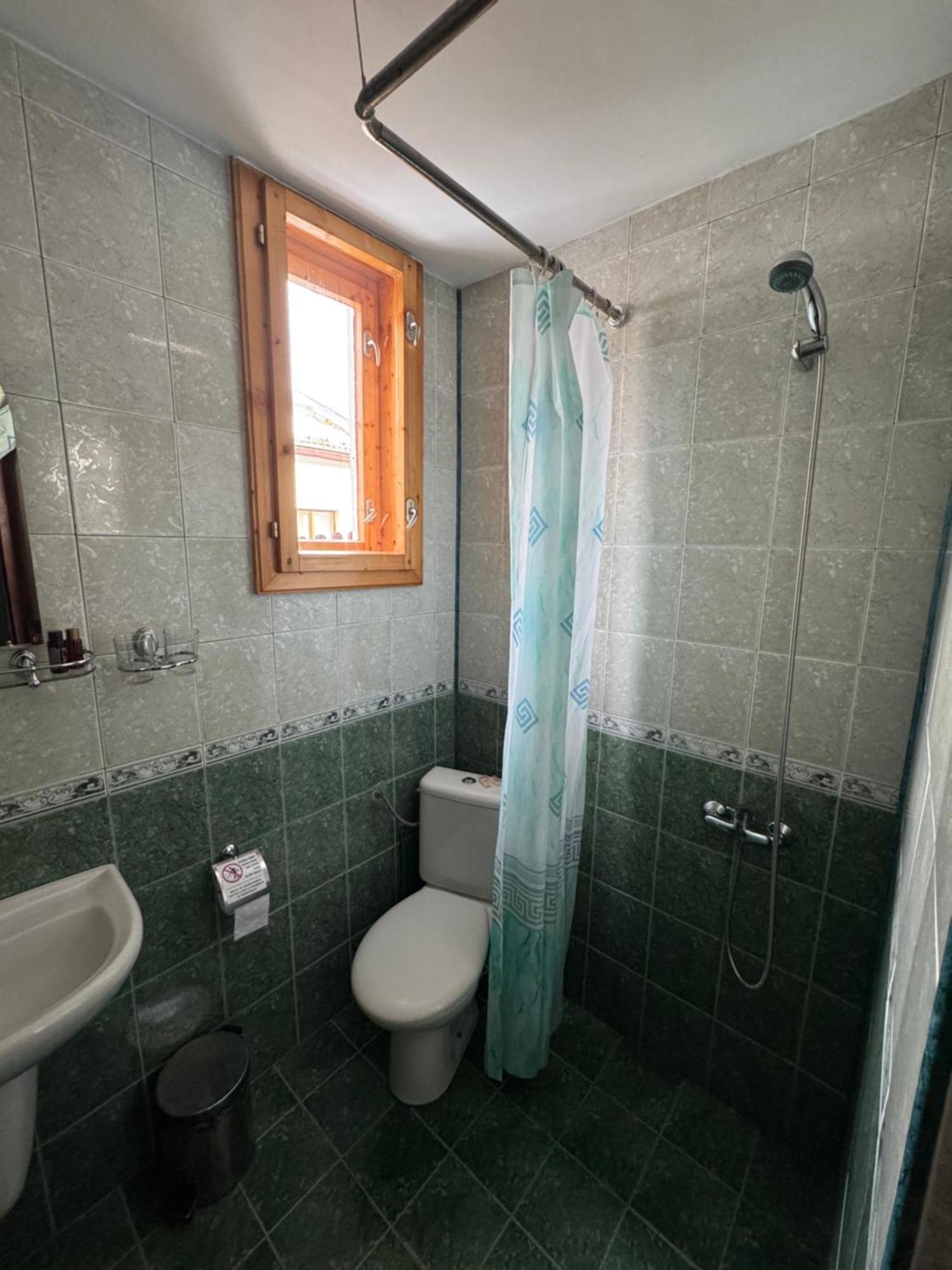 Mama Emiliya Guest House Beli Iskar Eksteriør billede