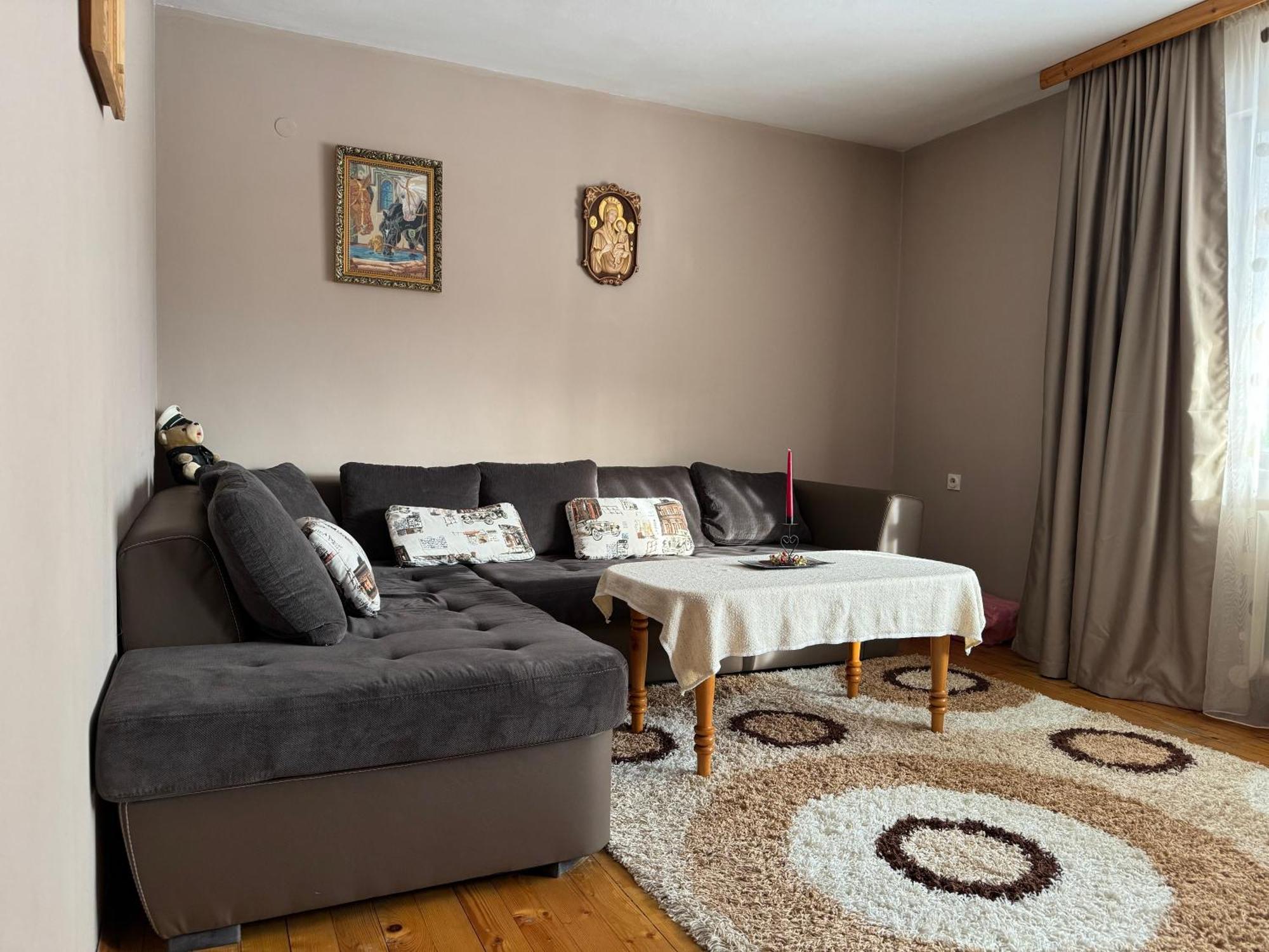 Mama Emiliya Guest House Beli Iskar Eksteriør billede